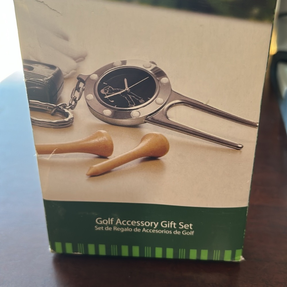 200 Count Natural Wood Golf Tees - Picture 2 of 3